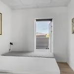 2 Bedroom Cozy In Bjert 펜션